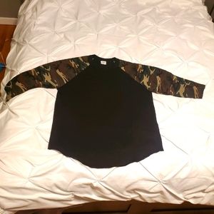 Shaka camo 3/4 sleeve tee